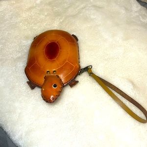 Leather turtle change purse